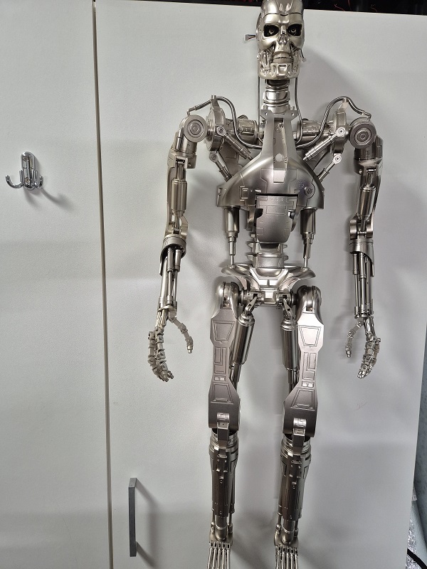 Terminator Hachette 84